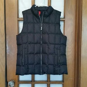 Gap Black Puffer Vest Size L